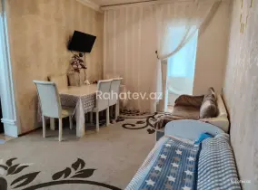 Satılır 2 otaqlı köhnə tikili 44 m², 9-cu mikrorayon q.