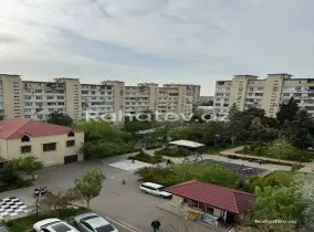 Satılır 2 otaqlı köhnə tikili 45 m², Əhmədli m.