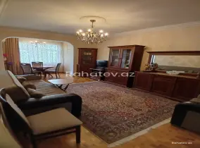Satılır 2 otaqlı köhnə tikili 45 m², Memar Əcəmi m.
