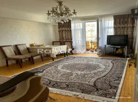 Satılır 2 otaqlı köhnə tikili 40 m², Həzi Aslanov q.