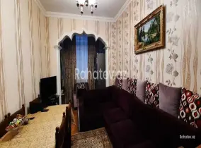 Satılır 2 otaqlı köhnə tikili 49 m², Memar Əcəmi m.