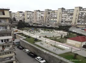Satılır 3 otaqlı köhnə tikili 65 m², Memar Əcəmi m.