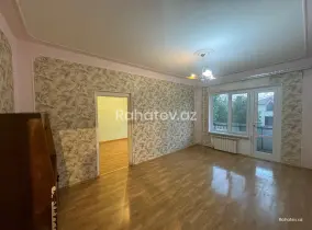 Satılır 5 otaqlı köhnə tikili 120 m², Əhmədli m.