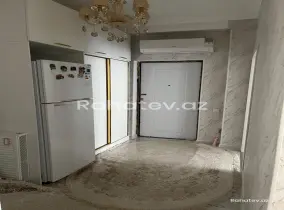 Satılır 1 otaqlı yeni tikili 60 m², Saray q.
