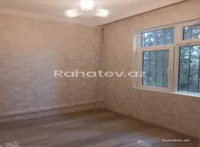 Satılır 2 otaqlı köhnə tikili 32 m², Memar Əcəmi m.
