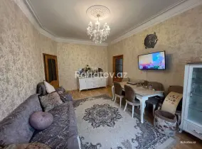Satılır 2 otaqlı köhnə tikili 60 m², Biləcəri q.