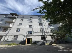 Satılır 3 otaqlı köhnə tikili 90 m², Əhmədli q.