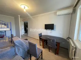 İcarəyə verilir 2 otaqlı köhnə tikili 40 m², Xalqlar Dostluğu m.