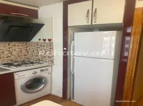 Satılır 2 otaqlı köhnə tikili 48 m², Elmlər Akademiyası m.