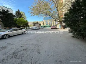 Satılır 3 otaqlı köhnə tikili 85 m², Azadlıq Prospekti m.
