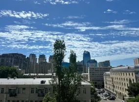 İcarəyə verilir 3 otaqlı köhnə tikili 80 m², 28 May m.