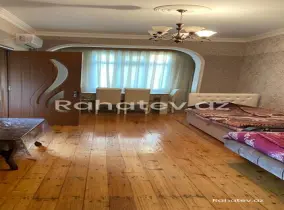 Satılır 2 otaqlı köhnə tikili 55 m², Memar Əcəmi m.