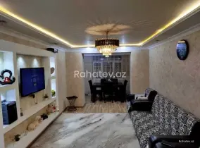 Satılır 3 otaqlı köhnə tikili 70 m², Qara Qarayev m.