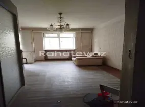 Satılır 5 otaqlı köhnə tikili 75 m², Suraxanı q.