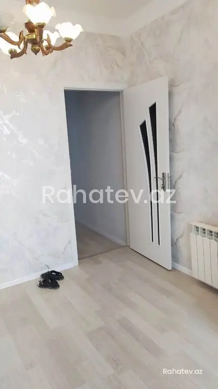Satılır 2 otaqlı köhnə tikili 47 m², 9-cu mikrorayon q.