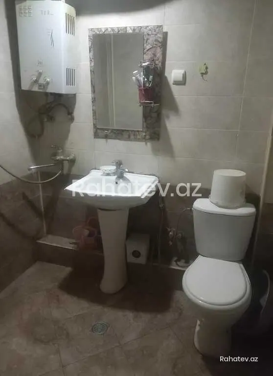 Satılır 1 otaqlı köhnə tikili 29.4 m², Qara Qarayev m.