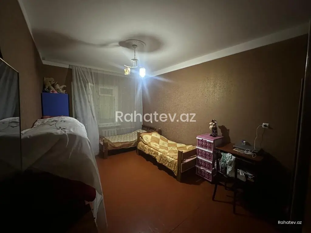 Satılır 3 otaqlı köhnə tikili 85 m², Azadlıq Prospekti m.
