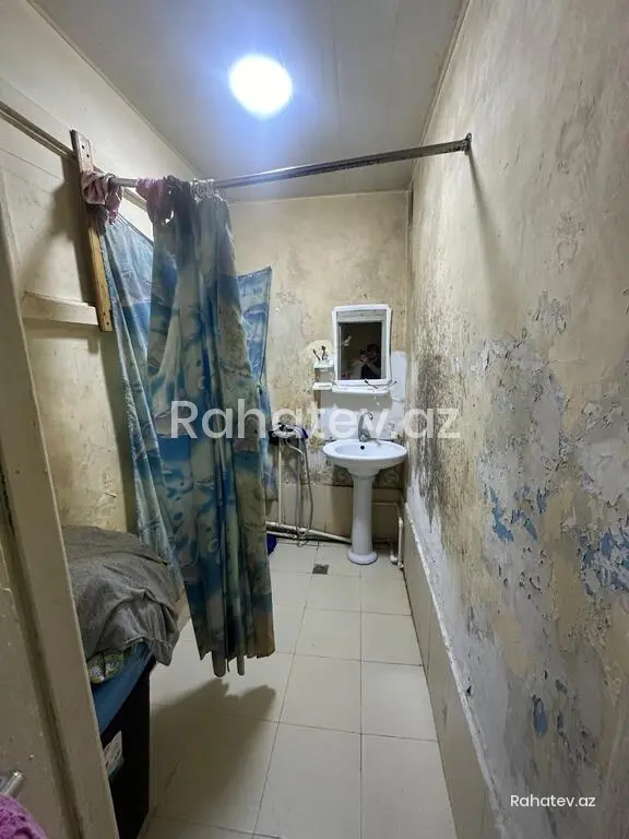 Satılır 3 otaqlı köhnə tikili 85 m², Azadlıq Prospekti m.
