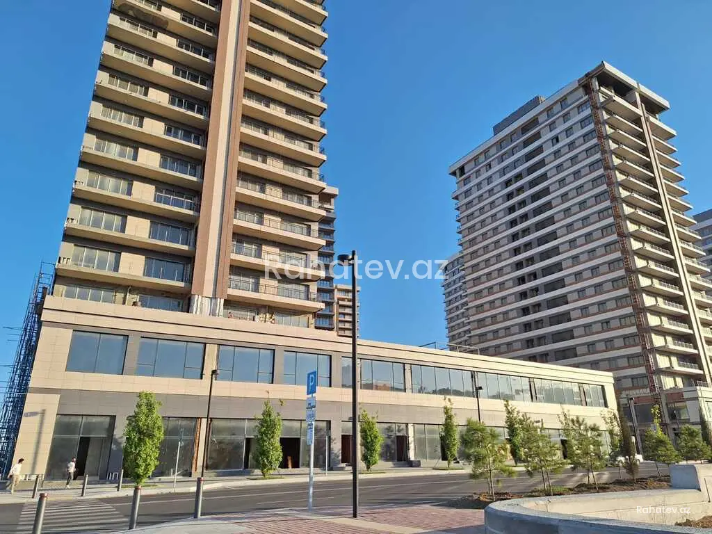 Satılır 3 otaqlı yeni tikili 158 m², Ağ şəhər q.