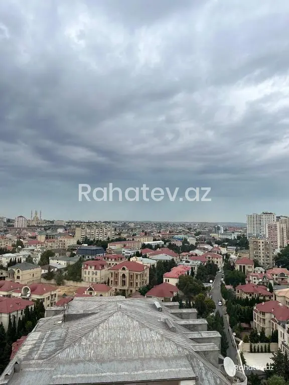 İcarəyə verilir 3 otaqlı yeni tikili 77 m², 8-ci mikrorayon q.