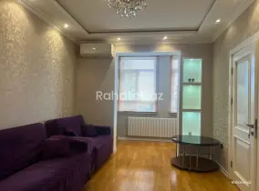 Satılır 3 otaqlı köhnə tikili 60 m², Memar Əcəmi m.