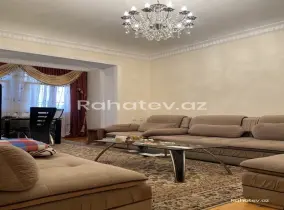 Satılır 2 otaqlı köhnə tikili 55 m², Neftçilər m.