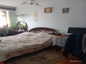 Satılır 4 otaqlı köhnə tikili 85 m², Əmircan q.