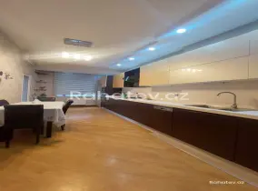 Satılır 3 otaqlı yeni tikili 155 m², Elmlər Akademiyası m.