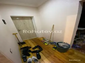 Satılır 3 otaqlı köhnə tikili 76 m², Mərdəkan q.