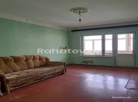 Satılır 2 otaqlı köhnə tikili 60 m², Əhmədli m.